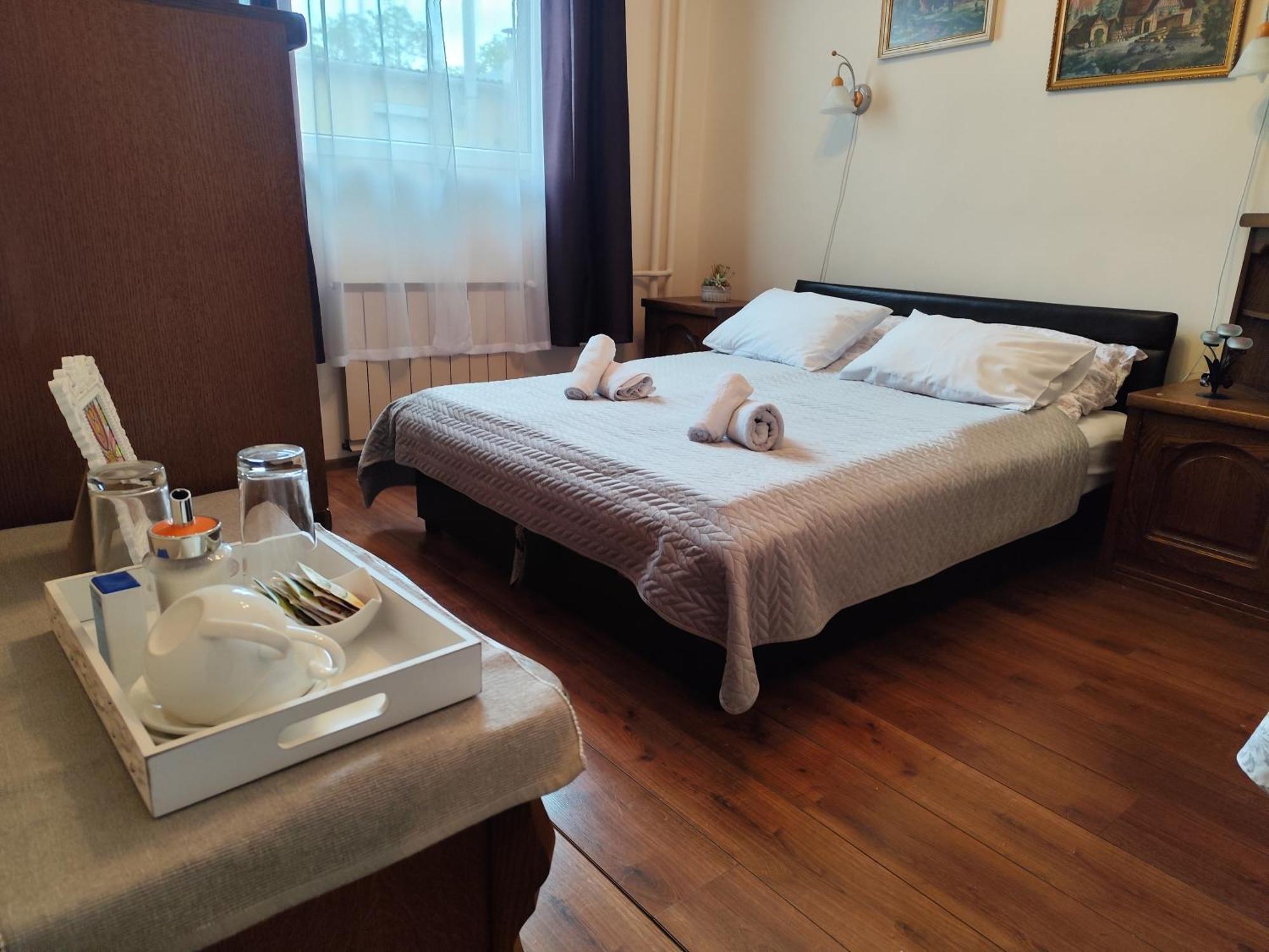 Bazilika Vendeghaz Hotell Eger Exteriör bild