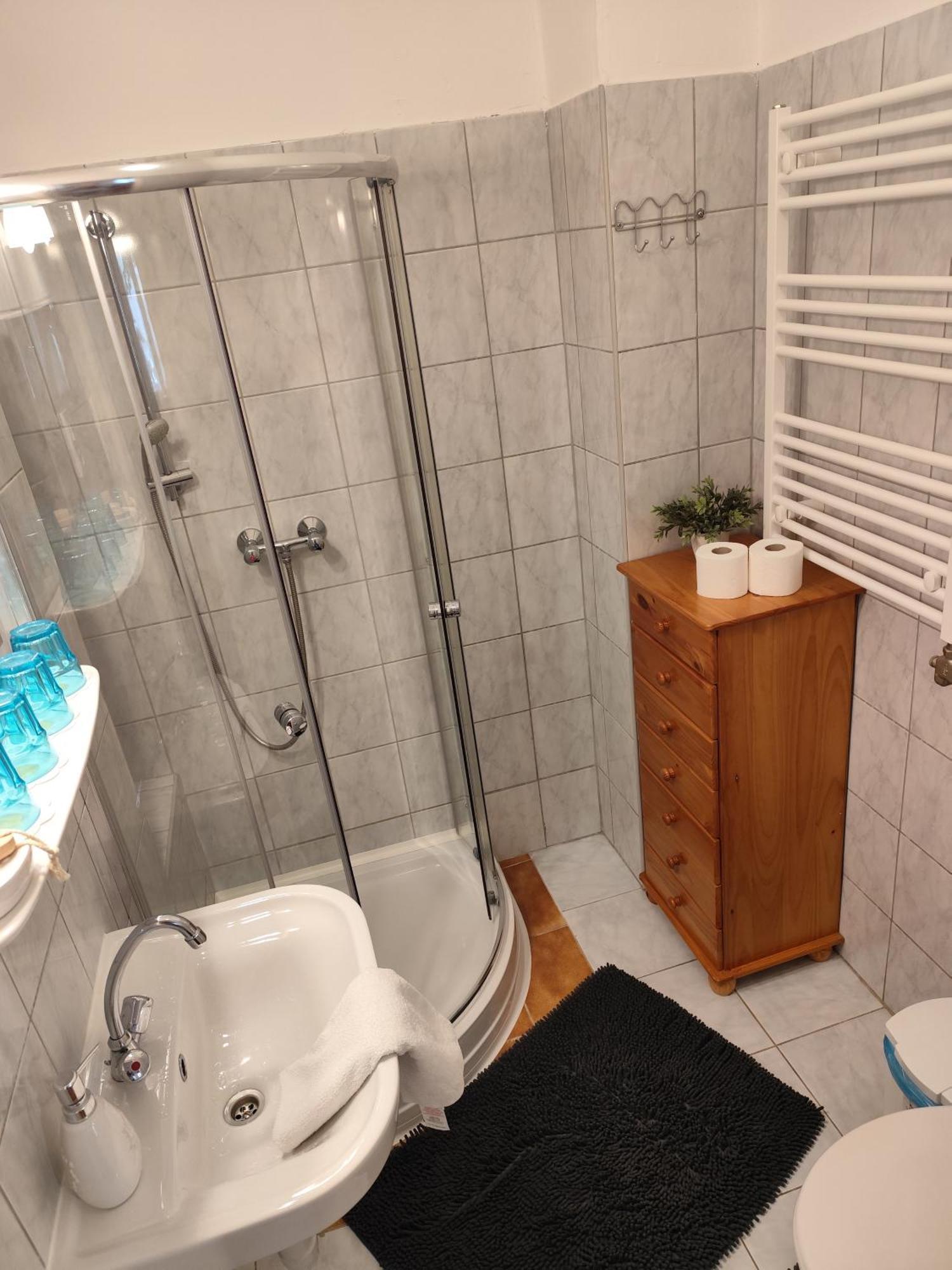 Bazilika Vendeghaz Hotell Eger Exteriör bild